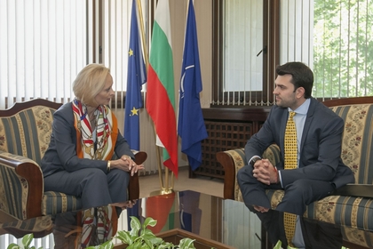 Заместник-министър Георг Георгиев се срещна със заместник-ръководителя на посолството на САЩ  Мартина Стронг